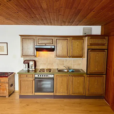 Near Afritzer & Verditz Trails Apartament