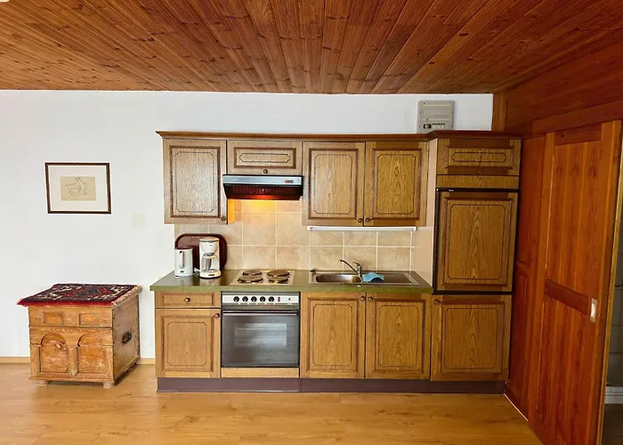 Near Afritzer & Verditz Trails Apartament